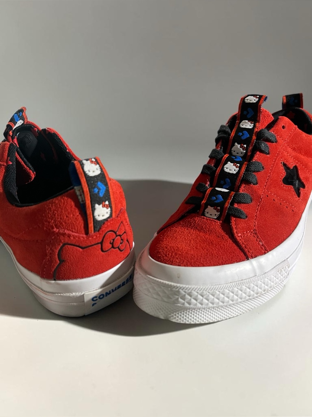 Converse One Star Hello Kitty Red Suede Low Top Sneakers Mens 7.5 Womens 9.5